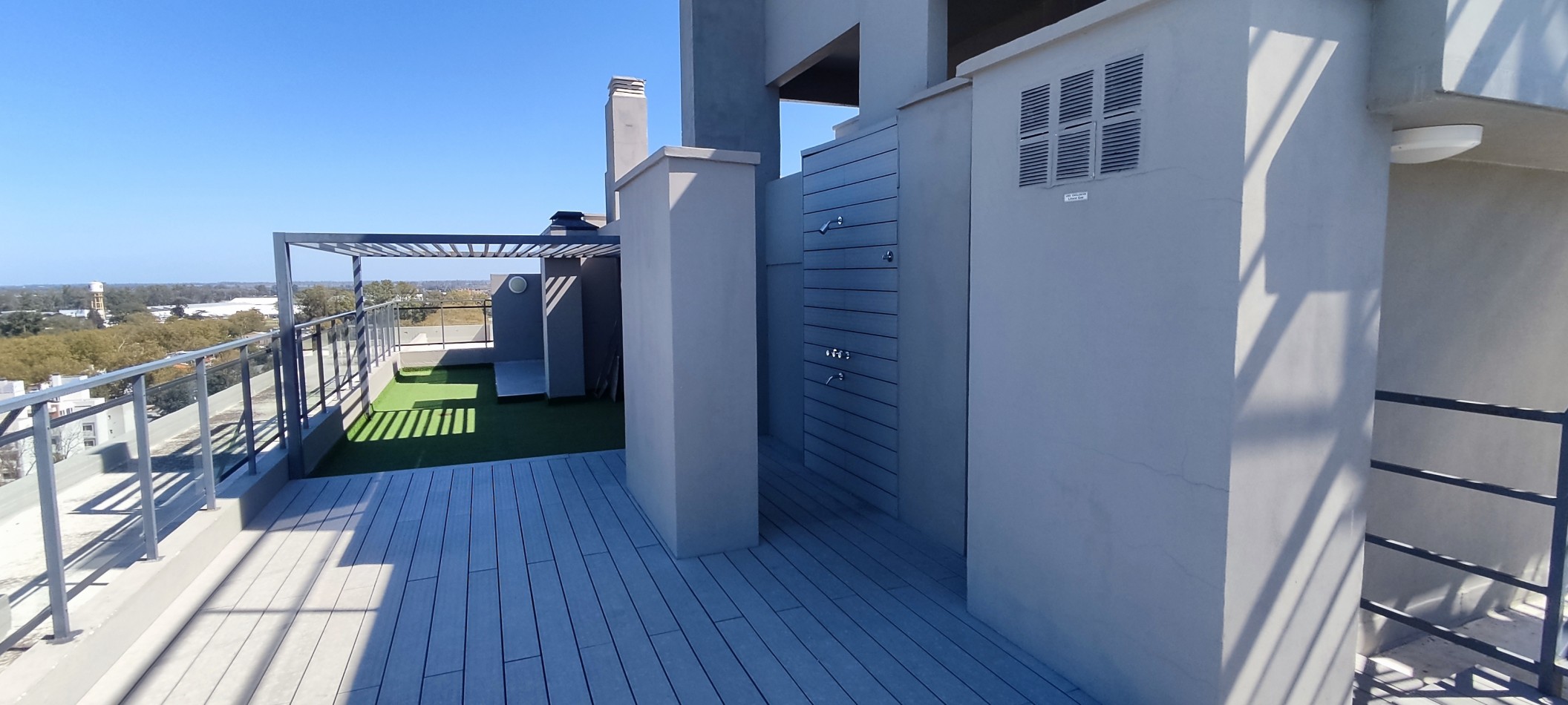 MORENO  16  PISO 6  DTO C   -   GRANADERO BAIGORRIA
