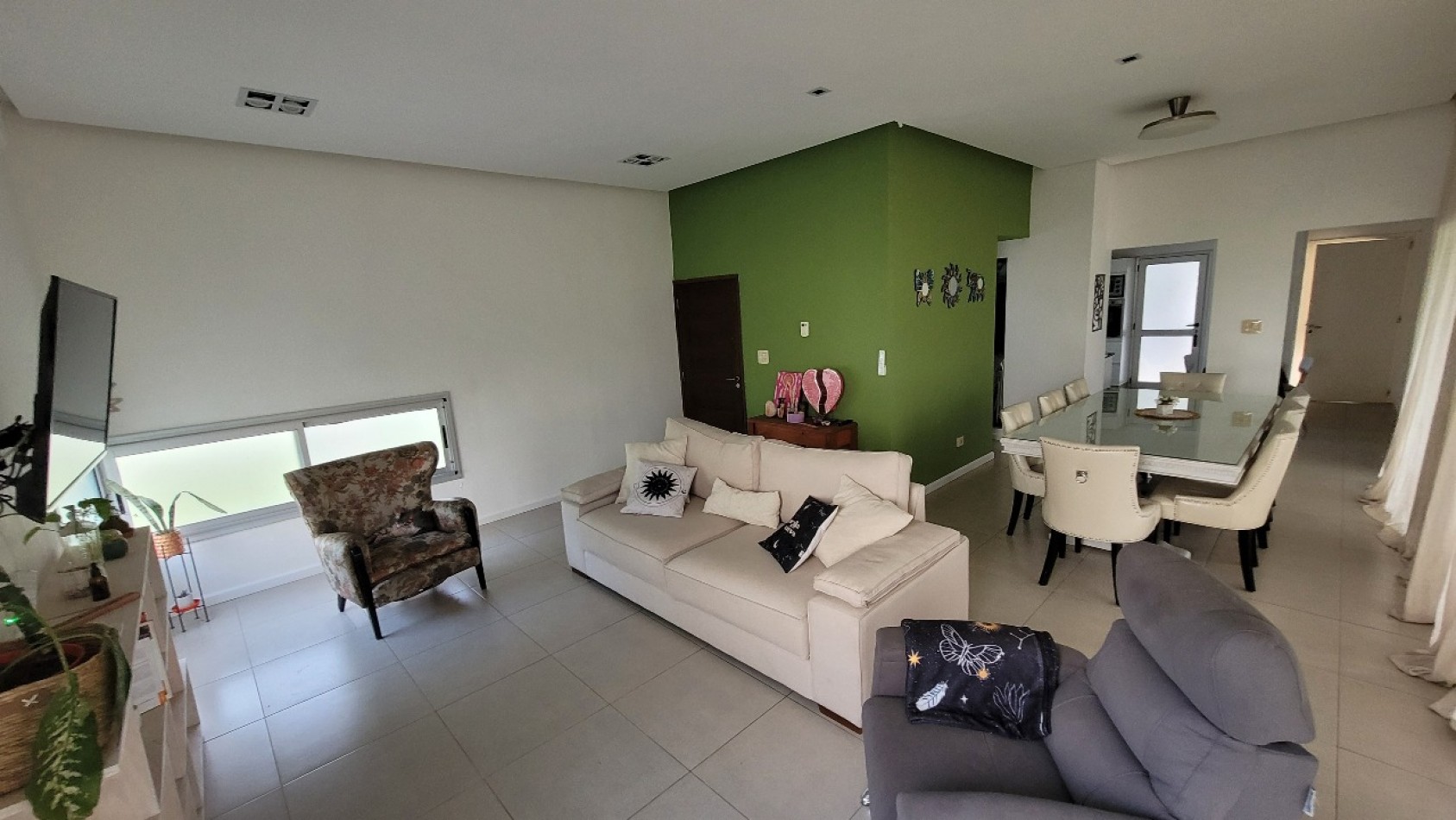 CASA DE TRES DORMITORIOS - BARRIO PRIVADO SOL DEL PARANA