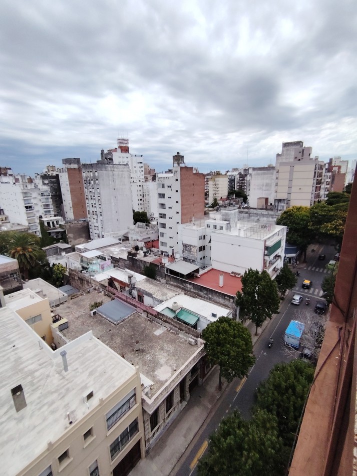 BUENOS AIRES 1555  PISO 09  DTO 01