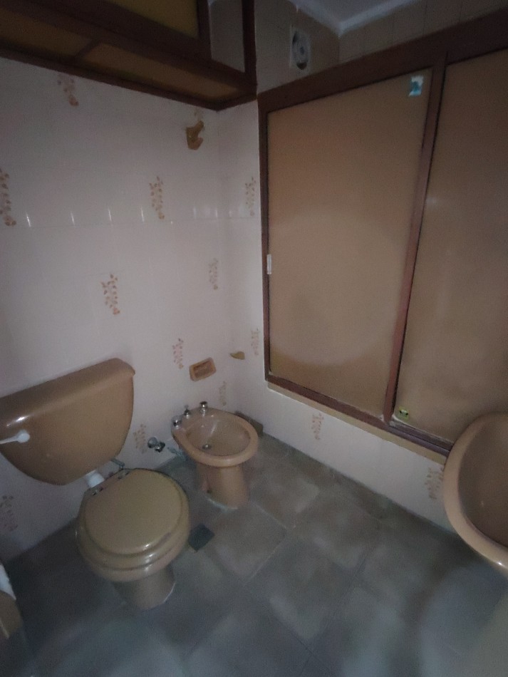 BUENOS AIRES 1555  PISO 09  DTO 01