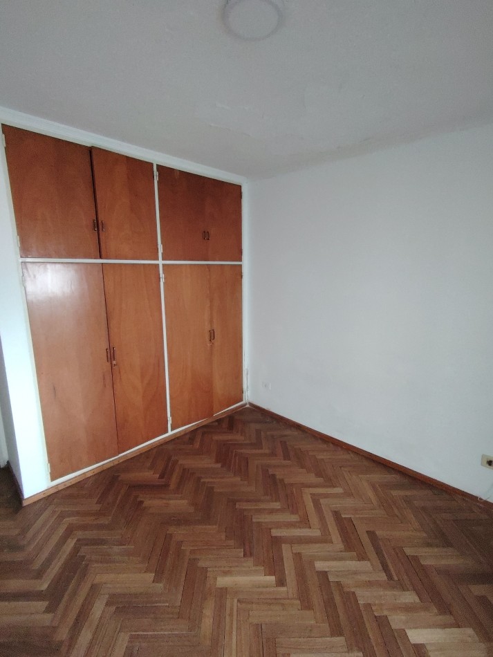 BUENOS AIRES 1555  PISO 09  DTO 01