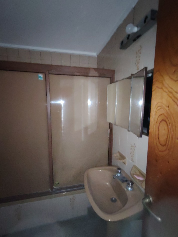 BUENOS AIRES 1555  PISO 09  DTO 01