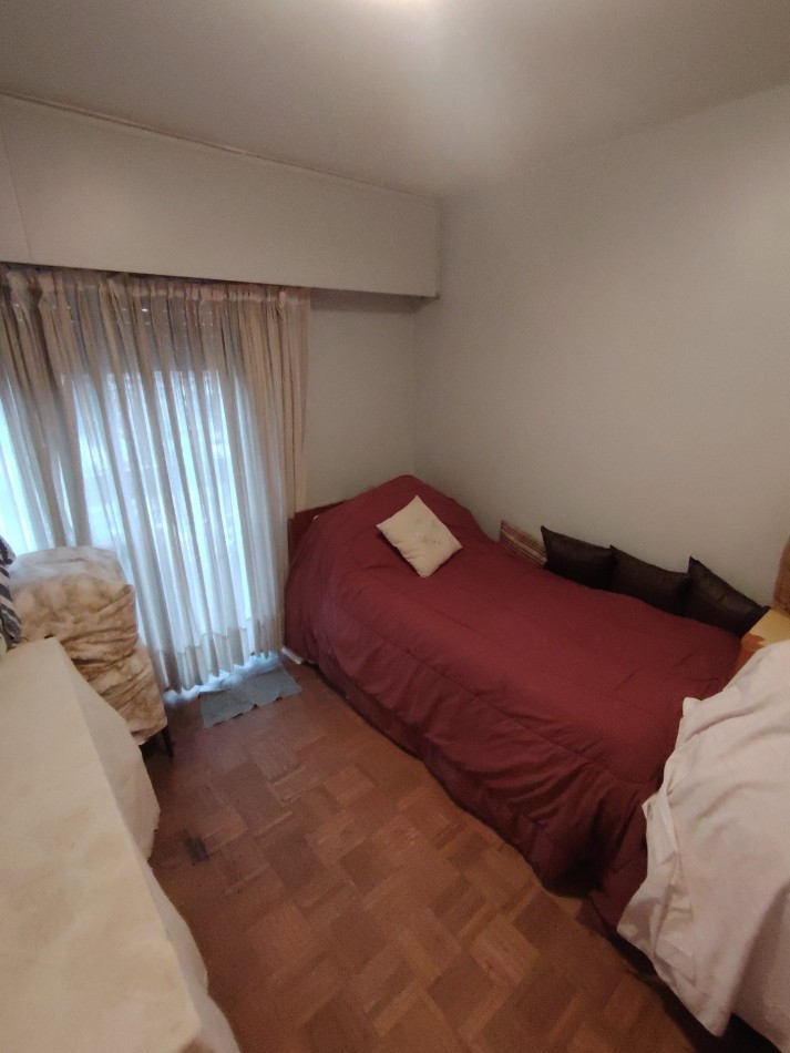 CORRIENTES 483  PISO 05  DTO. C
