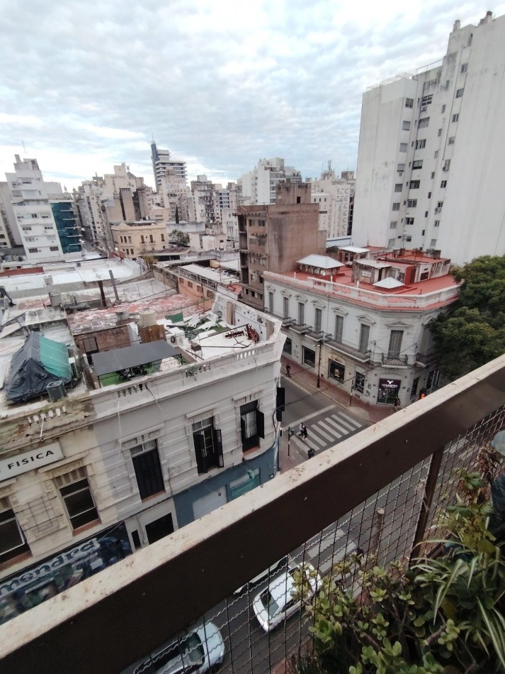 CORRIENTES 483  PISO 05  DTO. C