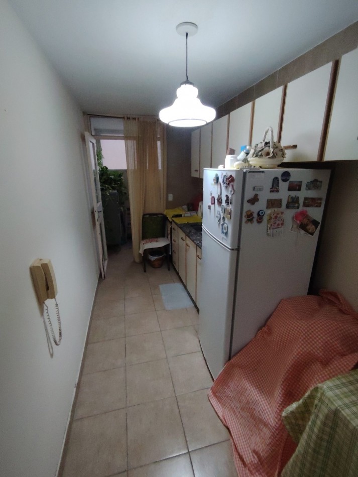 CORRIENTES 483  PISO 05  DTO. C